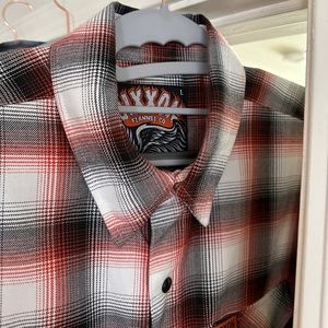 DIXXON Men’s Button down shirt